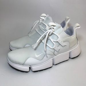 Nike Mens Pocketknife DM White/ Black Shoes